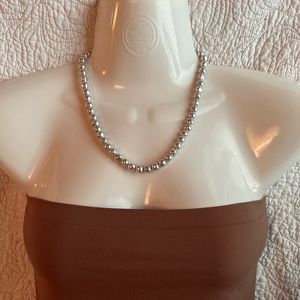 VINTAGE (1989) VERSATILE ELEGANCE FAUX PEARL NECKLACE